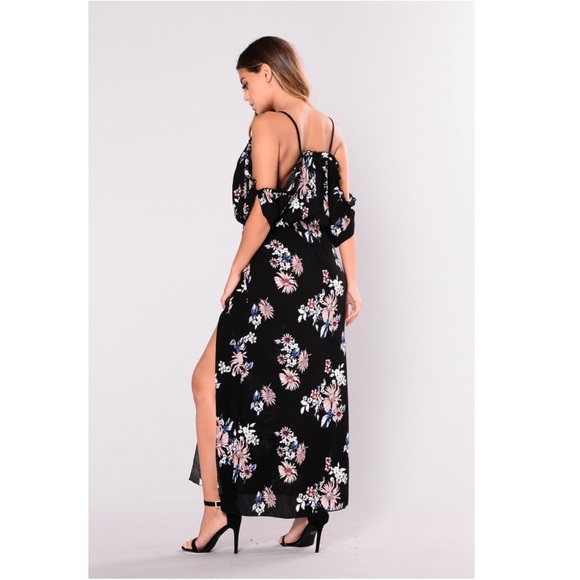 NWT black floral deep v maxi dress - Picture 2 of 7